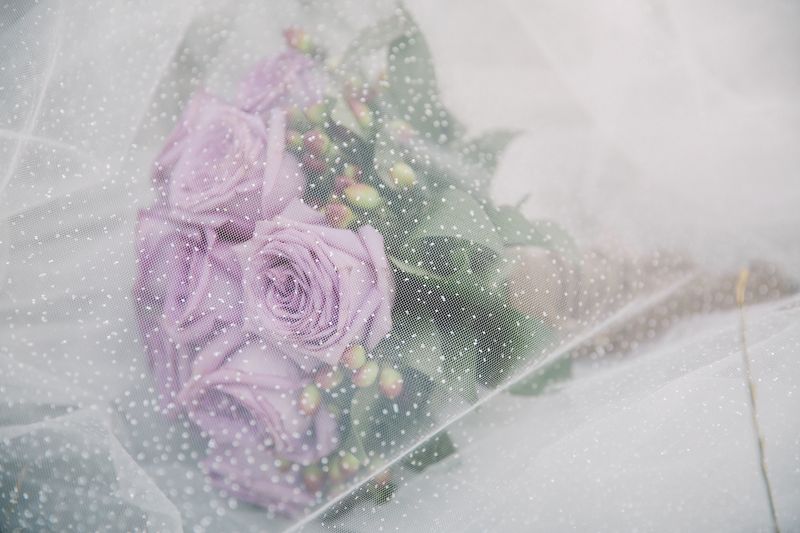 Bouquet de mariée romantique pivoine et rose — Interflora mariage